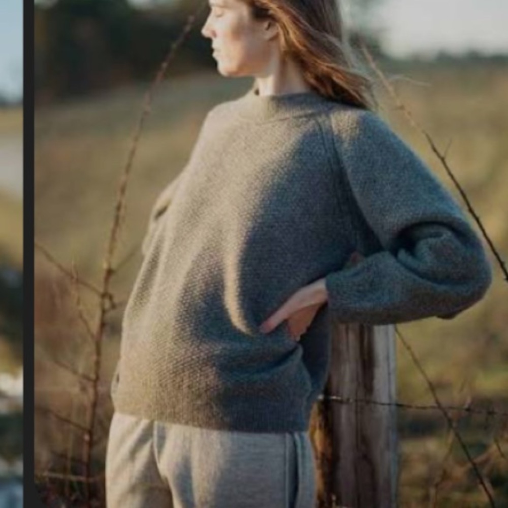 Wol hide moss sweater S/M in “earth” - Picture 6 of 16